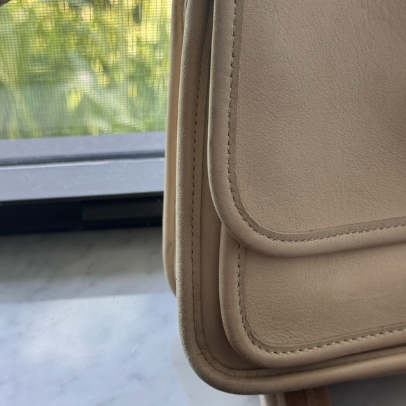 Vintage Coach Legacy Rambler in Sand - Picture 17 of 17